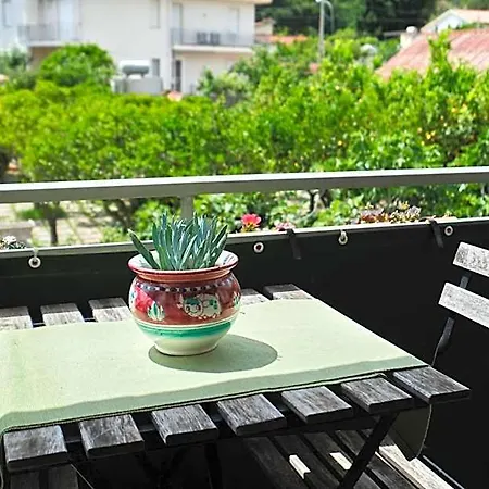 Toru Bed & Breakfast