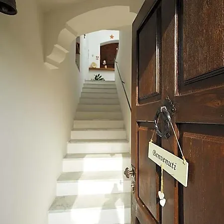 Toru Bed & Breakfast 4*