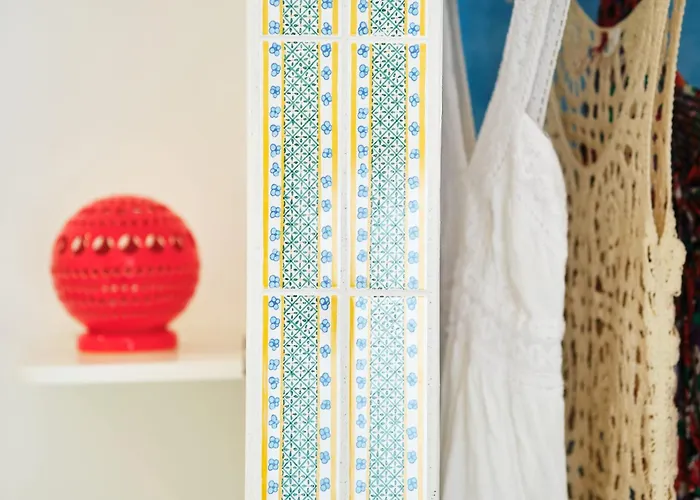 Toru לינה וארוחת בוקר 4*