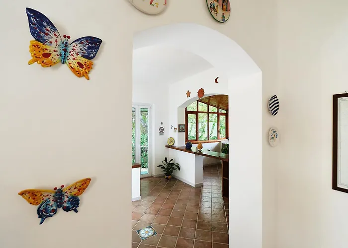 Toru לינה וארוחת בוקר 4*